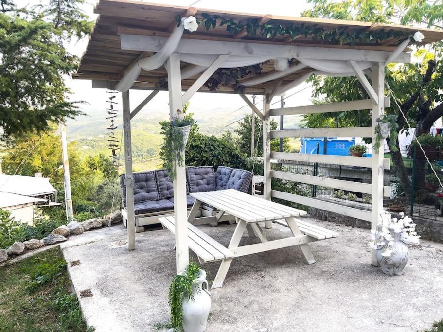 Biancofino Rooms San Valentino in Abruzzo Citeriore Esterno foto